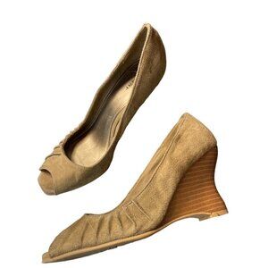 Fioni Tan Suede Peep Toe Wedge Heel Dress Shoes Sz 5
